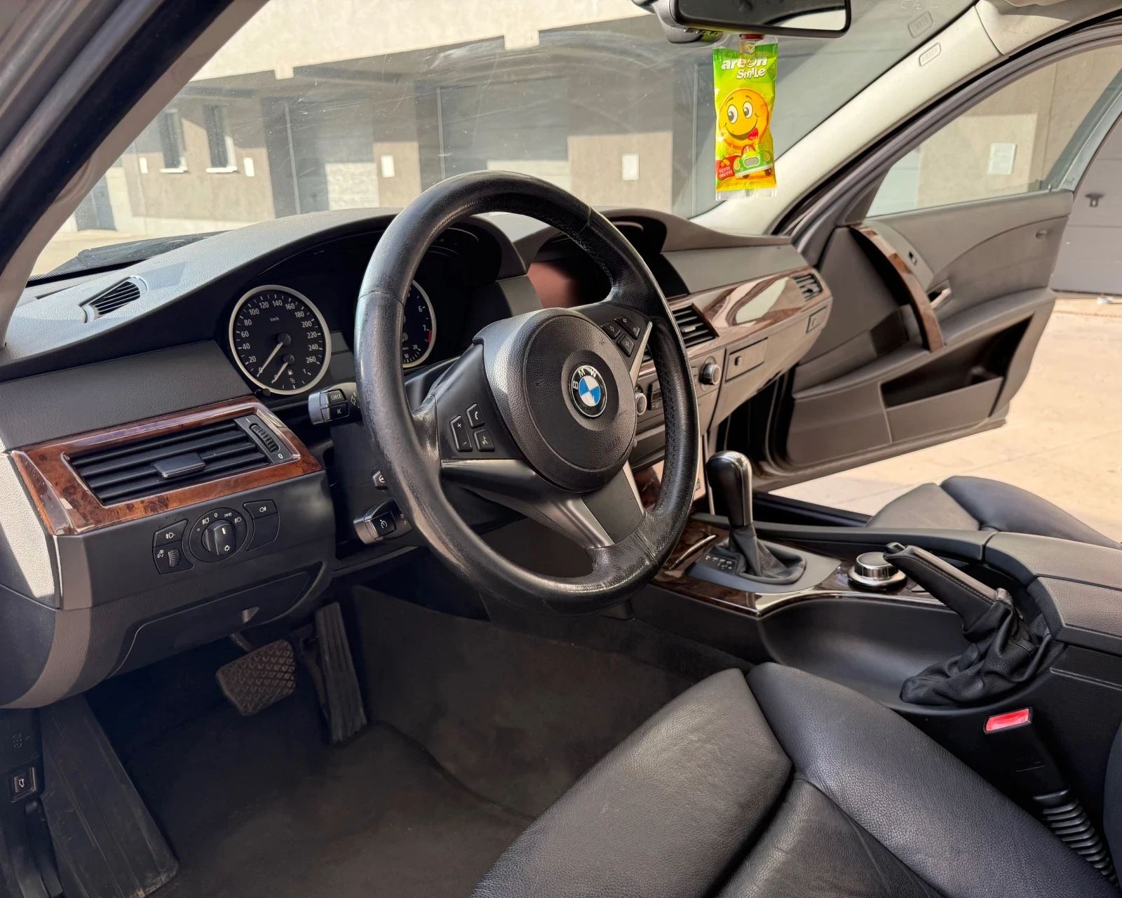 BMW 530, снимка 4 - Автомобили и джипове - 56248825