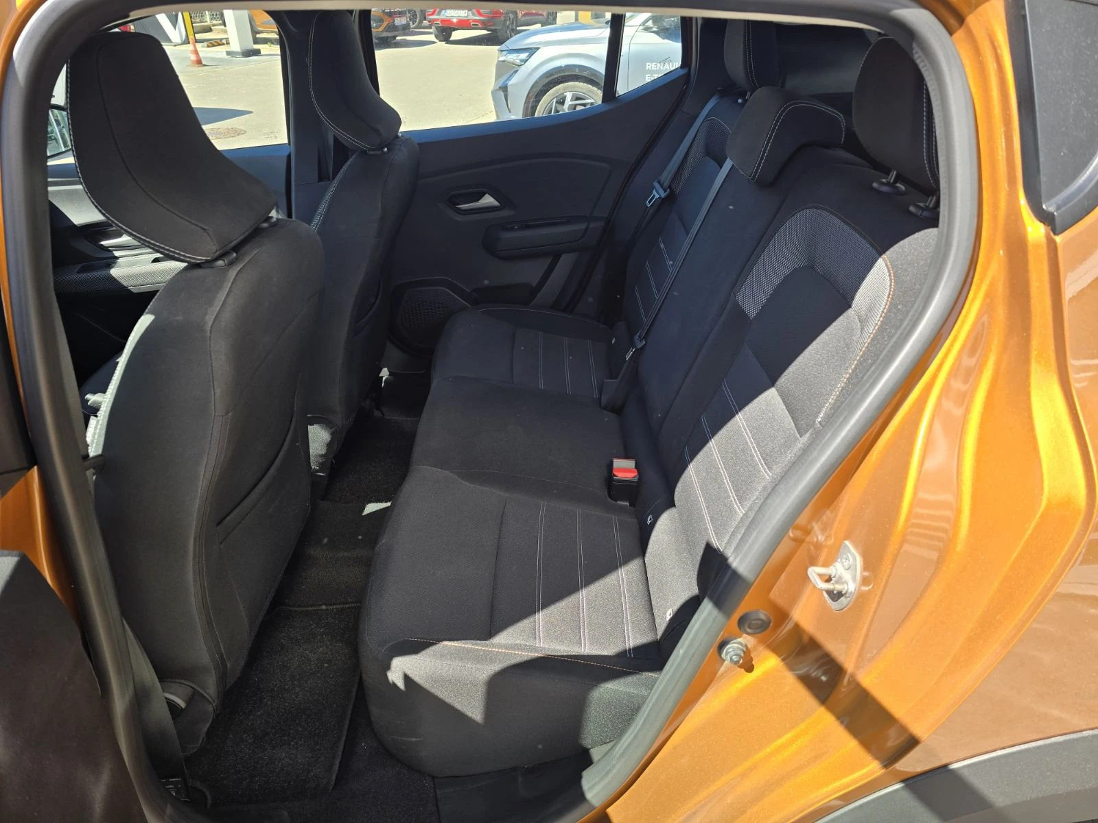 Dacia Sandero 1.0 TCe 90 Stop&Start LPG, снимка 14 - Автомобили и джипове - 56256604