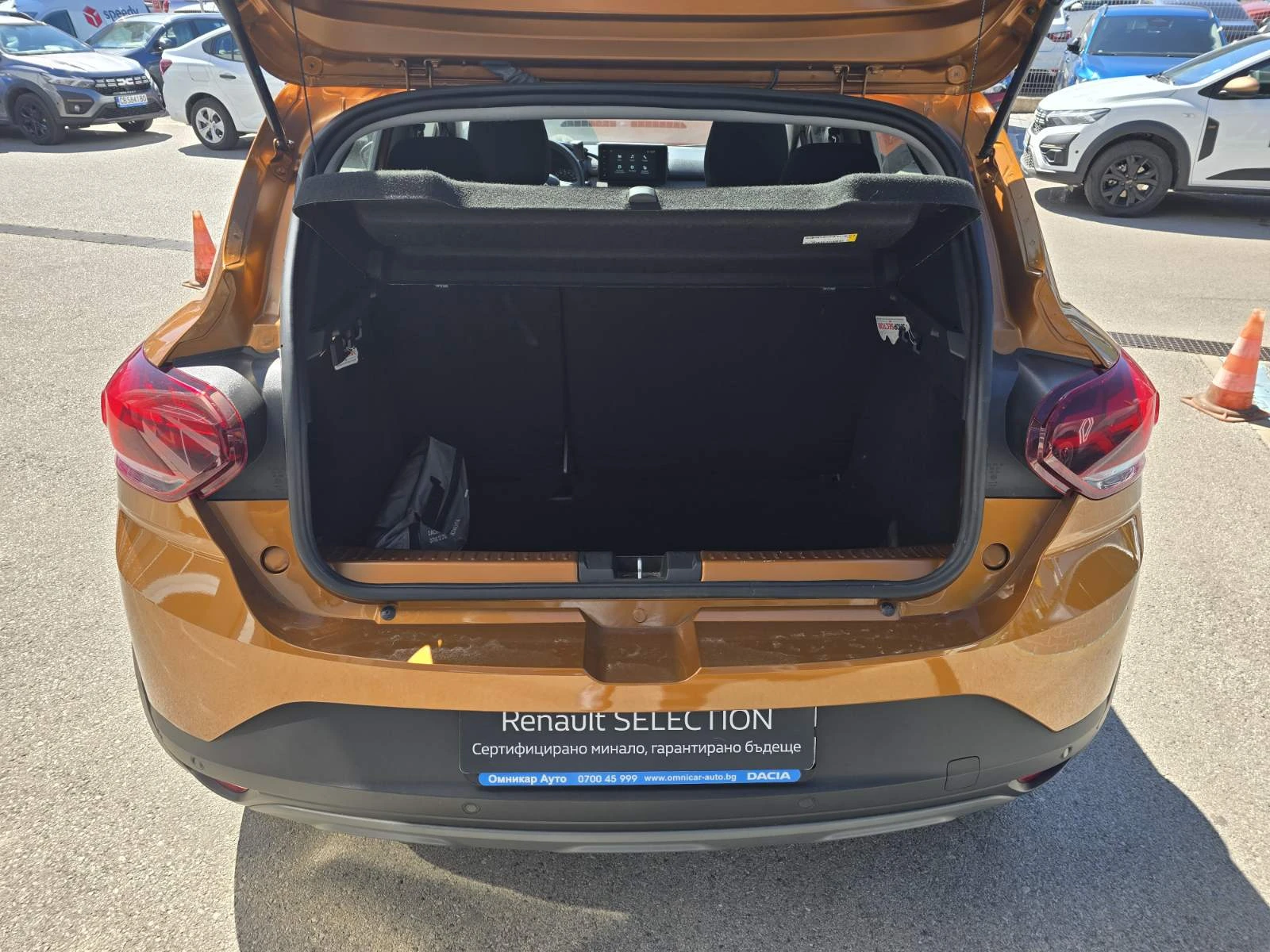 Dacia Sandero 1.0 TCe 90 Stop&Start LPG, снимка 15 - Автомобили и джипове - 56256604
