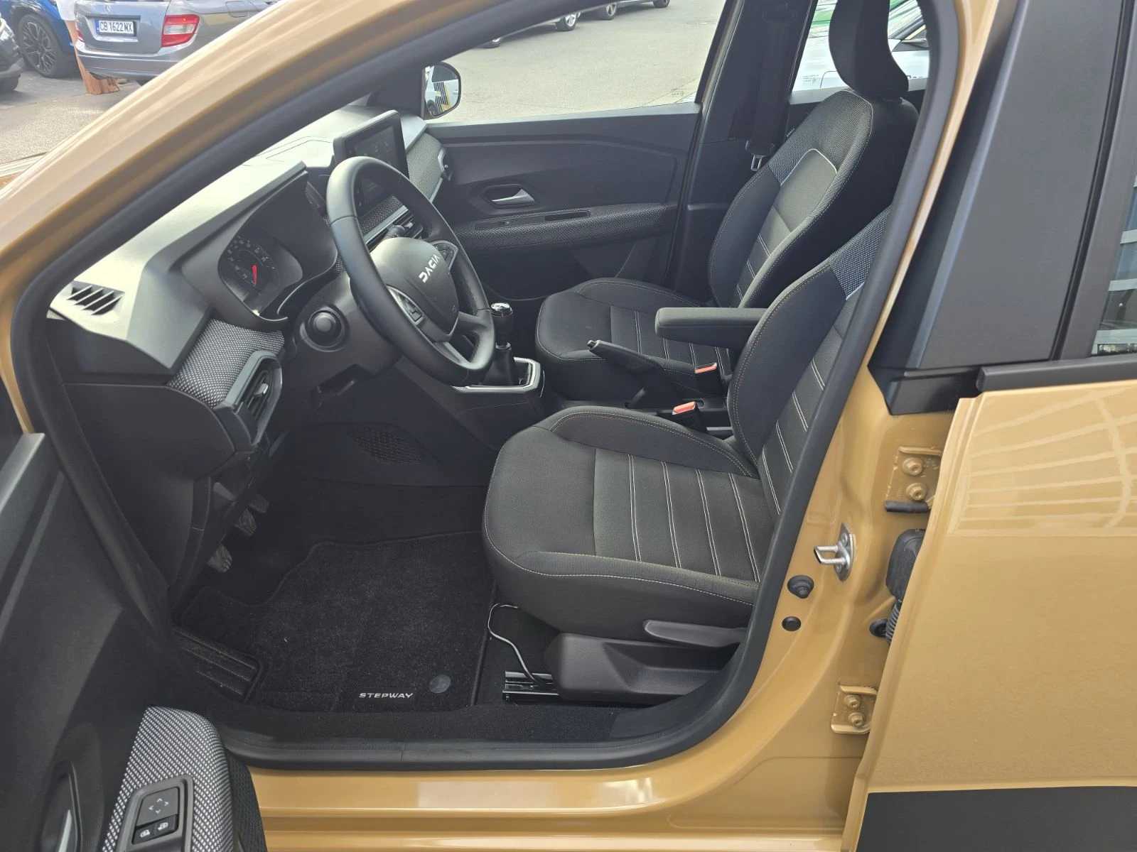 Dacia Sandero 1.0 TCe 100 LPG, снимка 13 - Автомобили и джипове - 56311290