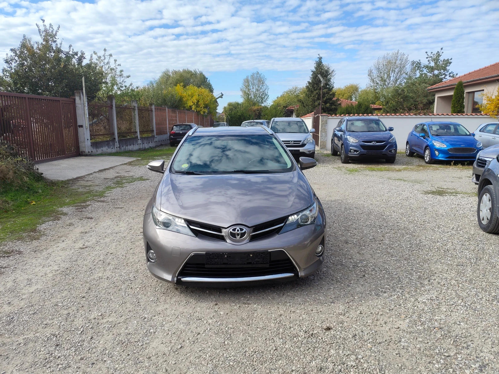 Toyota Auris 1.4d4d  ���� ��� ��� ������ | Mobile.bg � ����������� 2