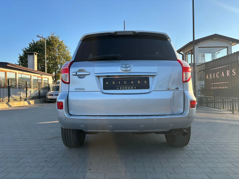 Toyota Rav4 2.2D 4X4 NAVIAUTOMATIC EURO 5A, снимка 4 - Автомобили и джипове - 47614611