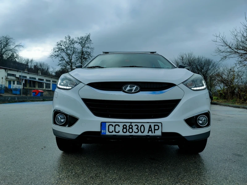 Hyundai IX35, снимка 1 - Автомобили и джипове - 48279138