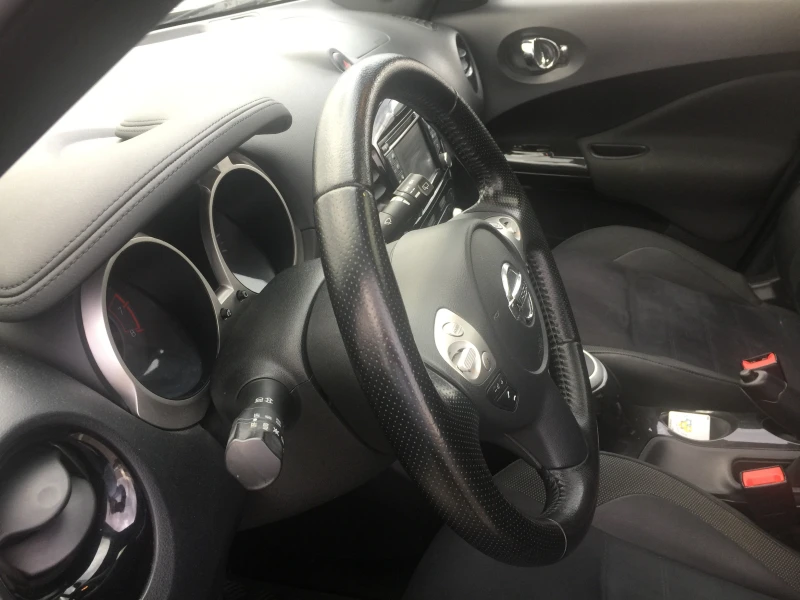 Nissan Juke 1.6, снимка 8 - Автомобили и джипове - 49100629