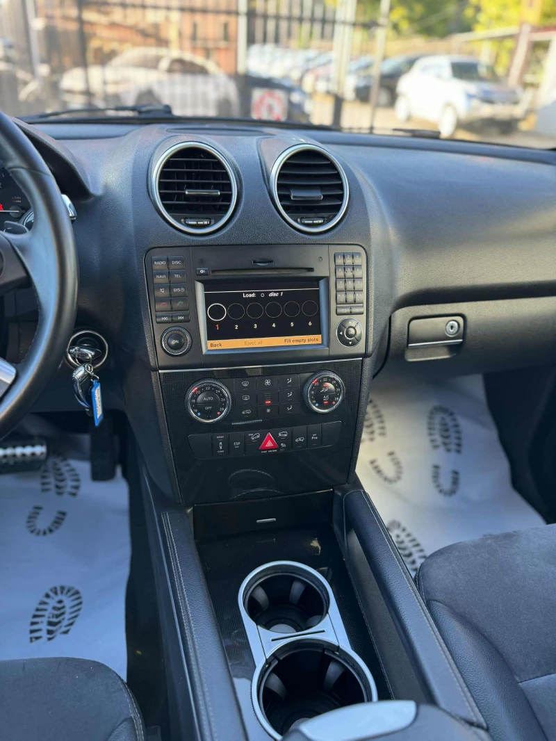 Mercedes-Benz ML 320 CDI* FACELIFT* УНИКАТ* , снимка 12 - Автомобили и джипове - 51789865