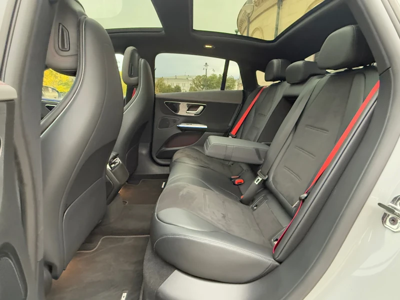 Mercedes-Benz EQE 350* AMG* 4Matic* Pano* Kamera* Distronic, снимка 7 - Автомобили и джипове - 52061662