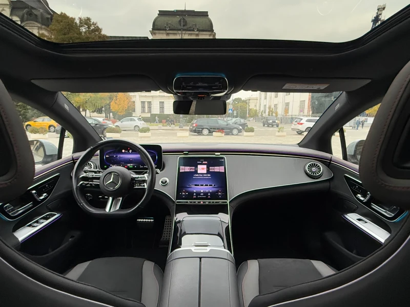 Mercedes-Benz EQE 350* AMG* 4Matic* Pano* Kamera* Distronic, снимка 9 - Автомобили и джипове - 52061662