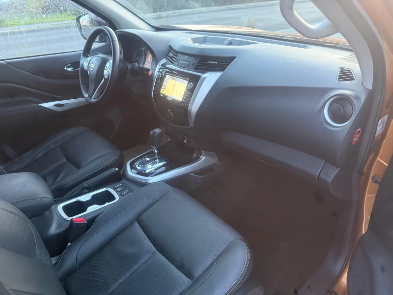Nissan Navara 2.3 4x4 AUT. NAVI FULL ШВЕЙЦАРИЯ, снимка 11 - Автомобили и джипове - 52634338
