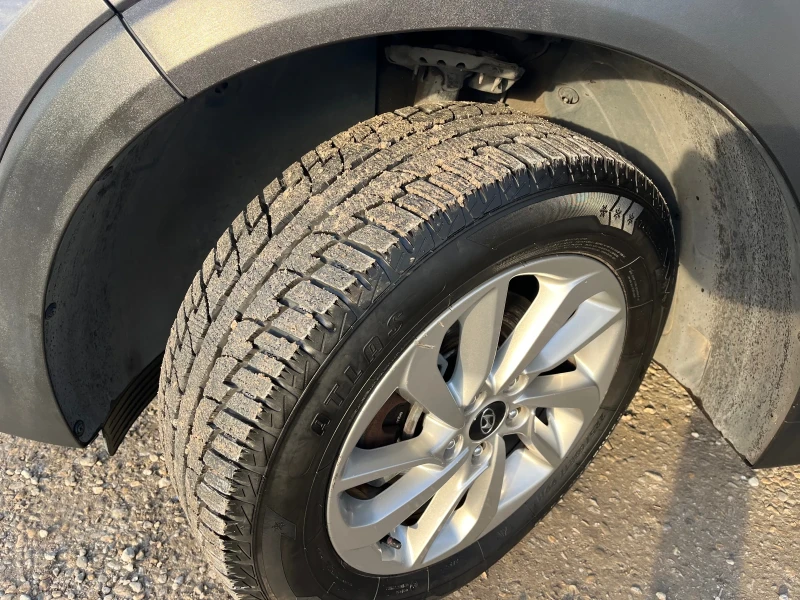 Hyundai Tucson 1.7CRDi Xpossible ISG, снимка 8 - Автомобили и джипове - 52828067