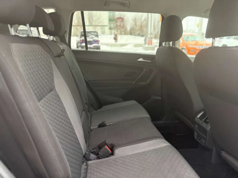 VW Tiguan * 4Motion S * CARFAX * ЦЕНА ДО БГ, снимка 9 - Автомобили и джипове - 53234973