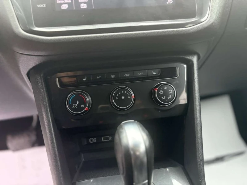 VW Tiguan * 4Motion S * CARFAX * ЦЕНА ДО БГ, снимка 17 - Автомобили и джипове - 53234973