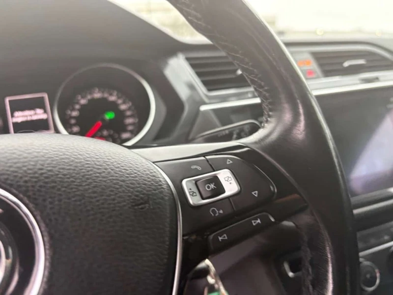 VW Tiguan * 4Motion S * CARFAX * ЦЕНА ДО БГ, снимка 12 - Автомобили и джипове - 53234973