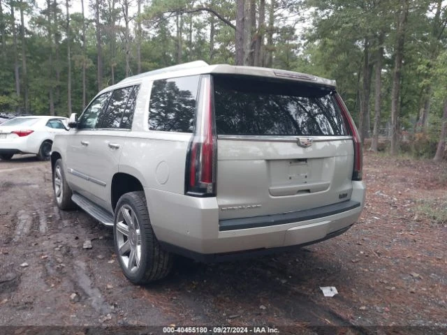 Cadillac Escalade LUXURY, снимка 6 - Автомобили и джипове - 47514527