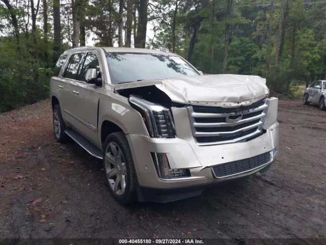 Cadillac Escalade LUXURY, снимка 10 - Автомобили и джипове - 47514527