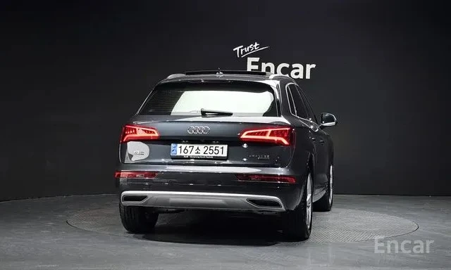 Audi Q5 * HEAD UP * 2 КЛЮЧА * ПАНОРАМА * ПОДГРЕВ * , снимка 4 - Автомобили и джипове - 55475066