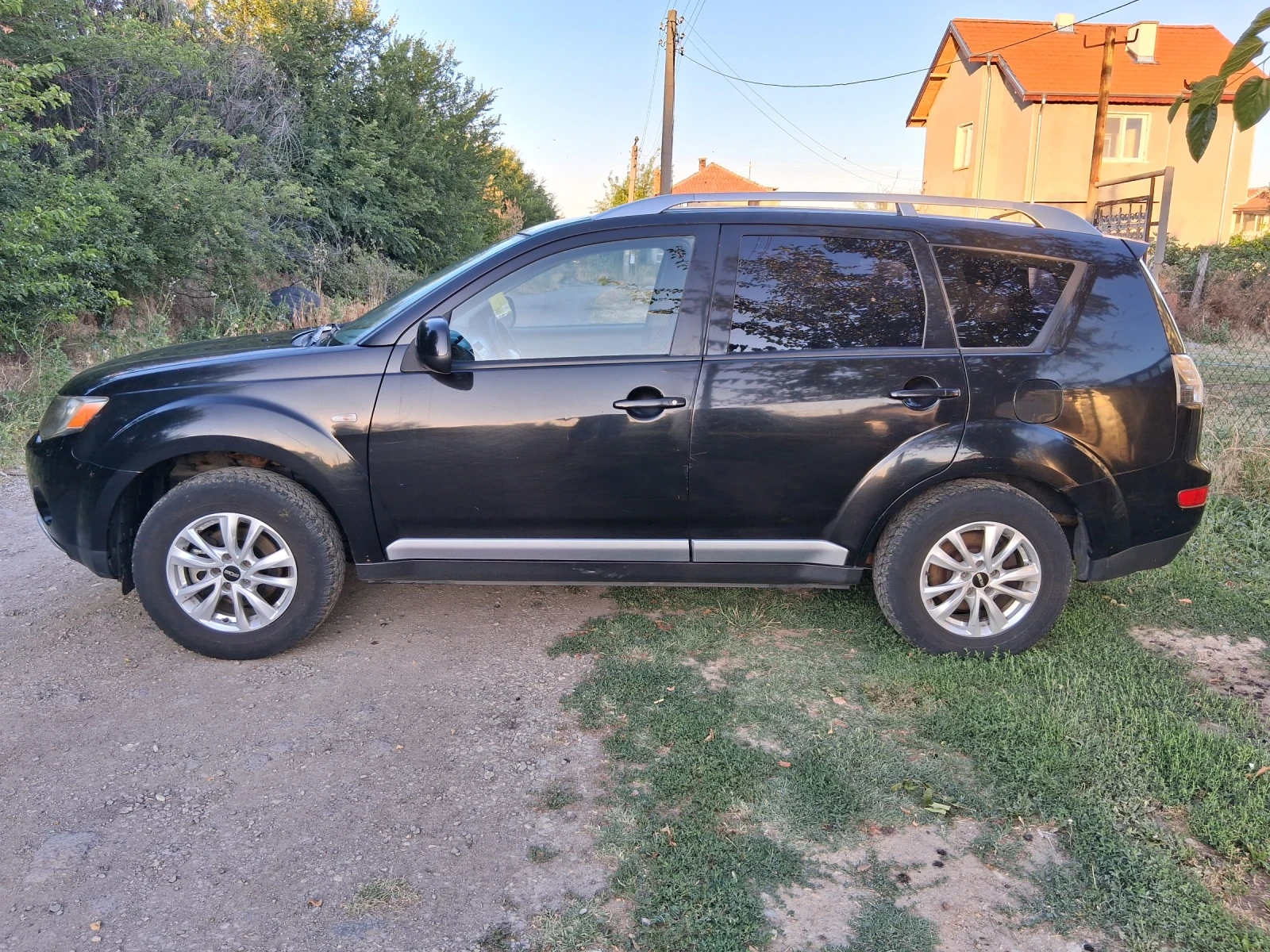 Mitsubishi Outlander 2.0 - изображение 2