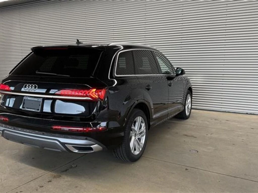 Audi Q7  - изображение 7