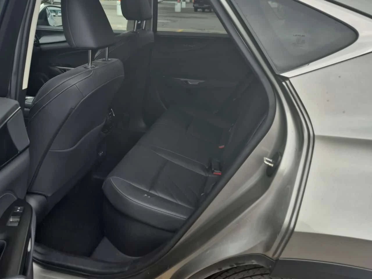 Lexus NX * 450H+ * ОБДУХВАНЕ* ПОДГРЕВ* 2 КЛЮЧА* , снимка 11 - Автомобили и джипове - 54396196