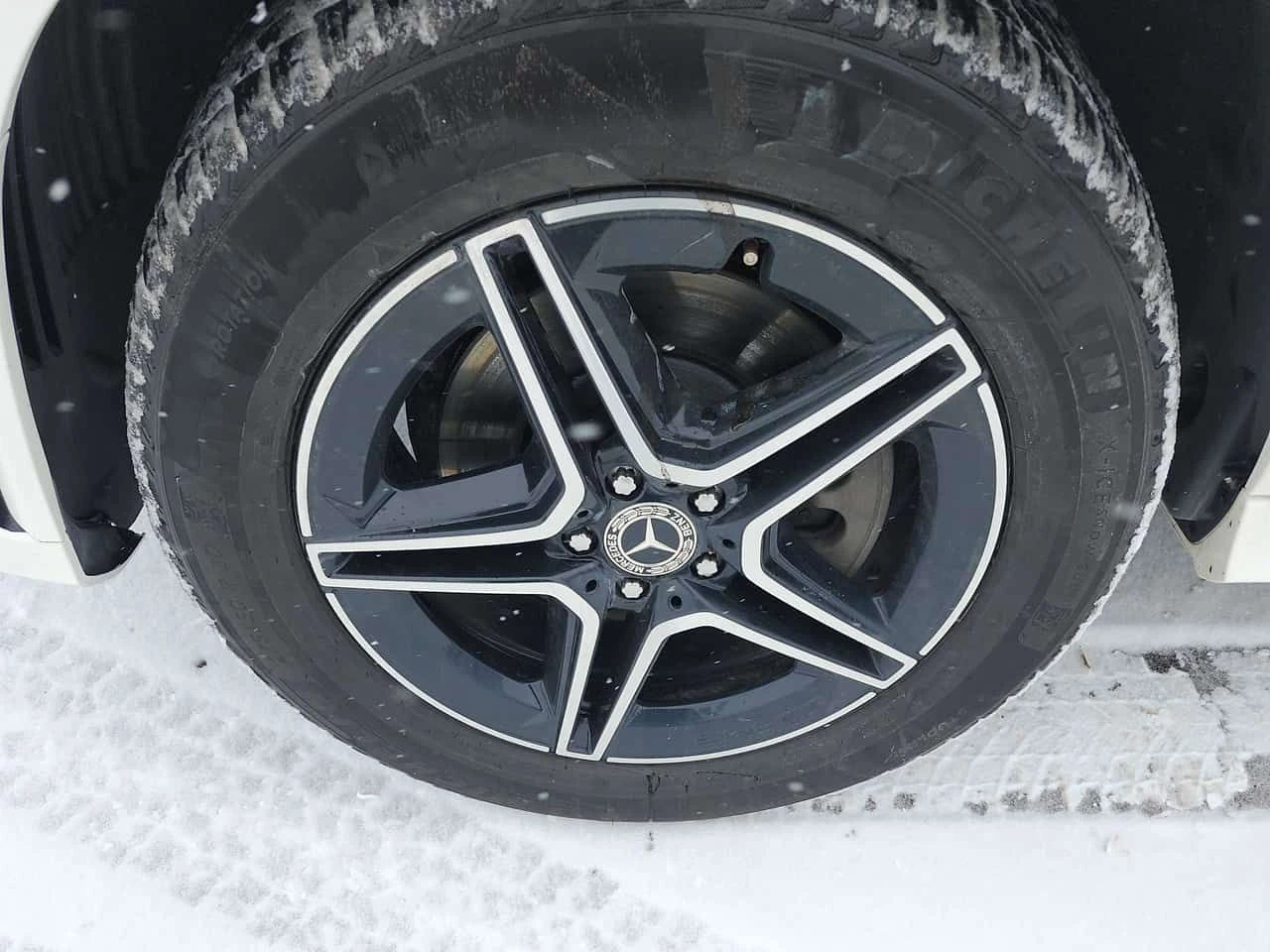 Mercedes-Benz GLE 350 * ГЛАВНО ПРЕДСТАВИТЕЛСТВО НА MERCEDES* , снимка 7 - Автомобили и джипове - 54451706