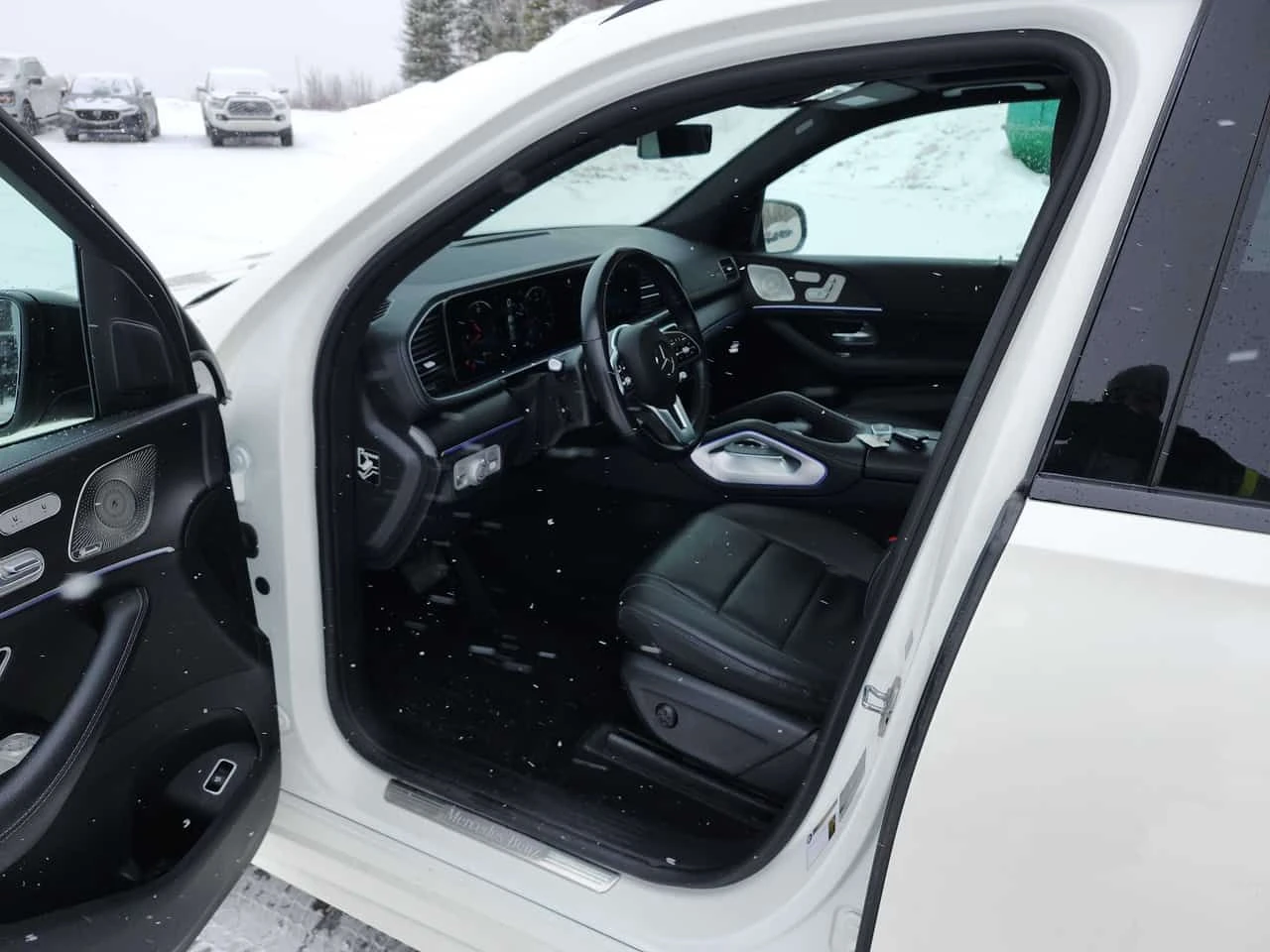 Mercedes-Benz GLE 350 * ГЛАВНО ПРЕДСТАВИТЕЛСТВО НА MERCEDES* , снимка 5 - Автомобили и джипове - 54451706
