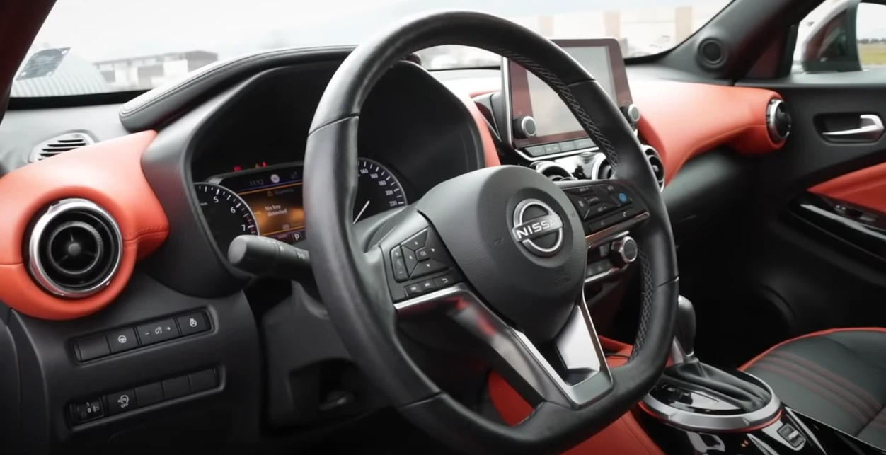 Nissan Juke N-Design, Гаранция, снимка 8 - Автомобили и джипове - 54598318