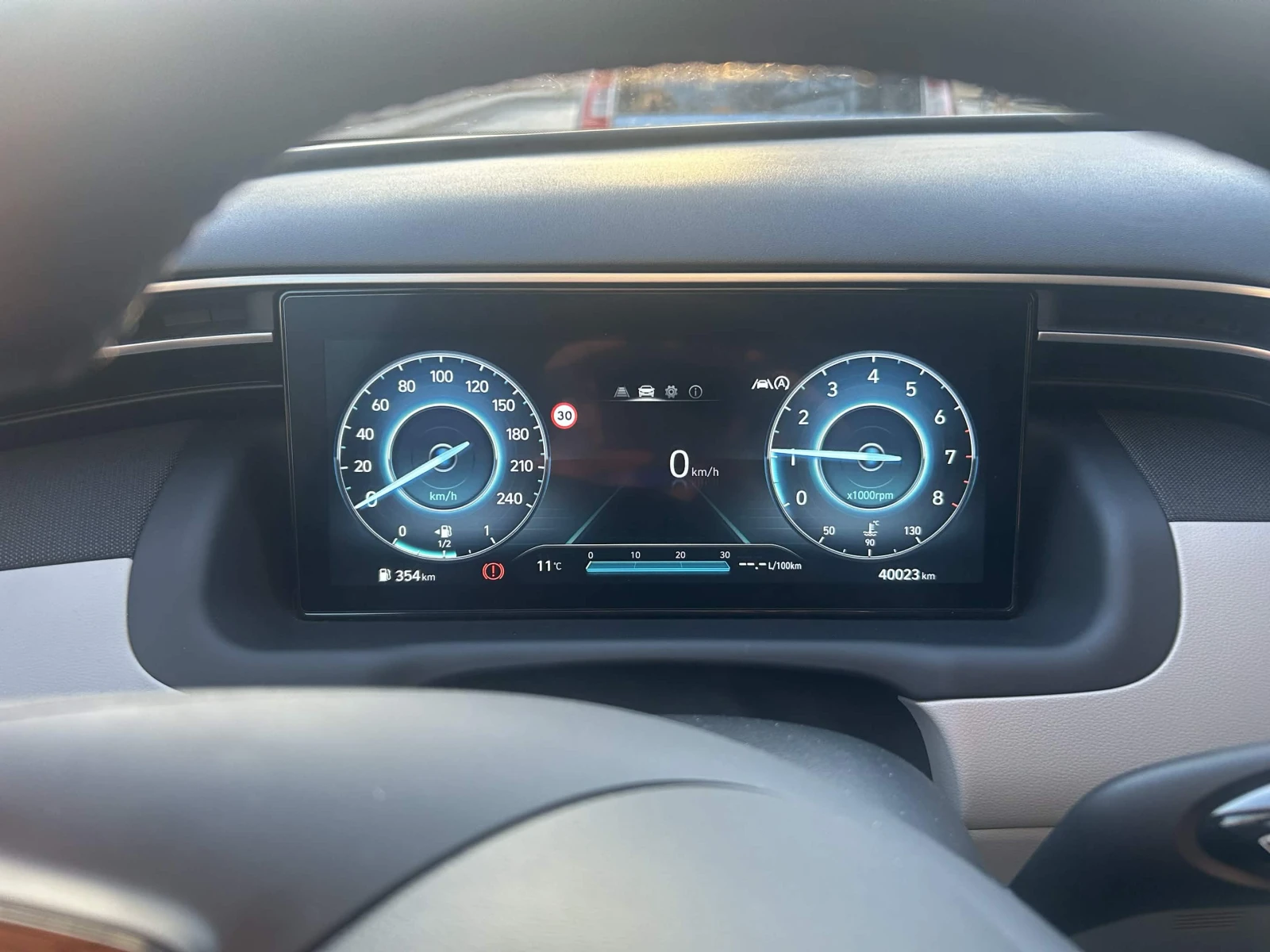 Hyundai Tucson, снимка 12 - Автомобили и джипове - 54794149
