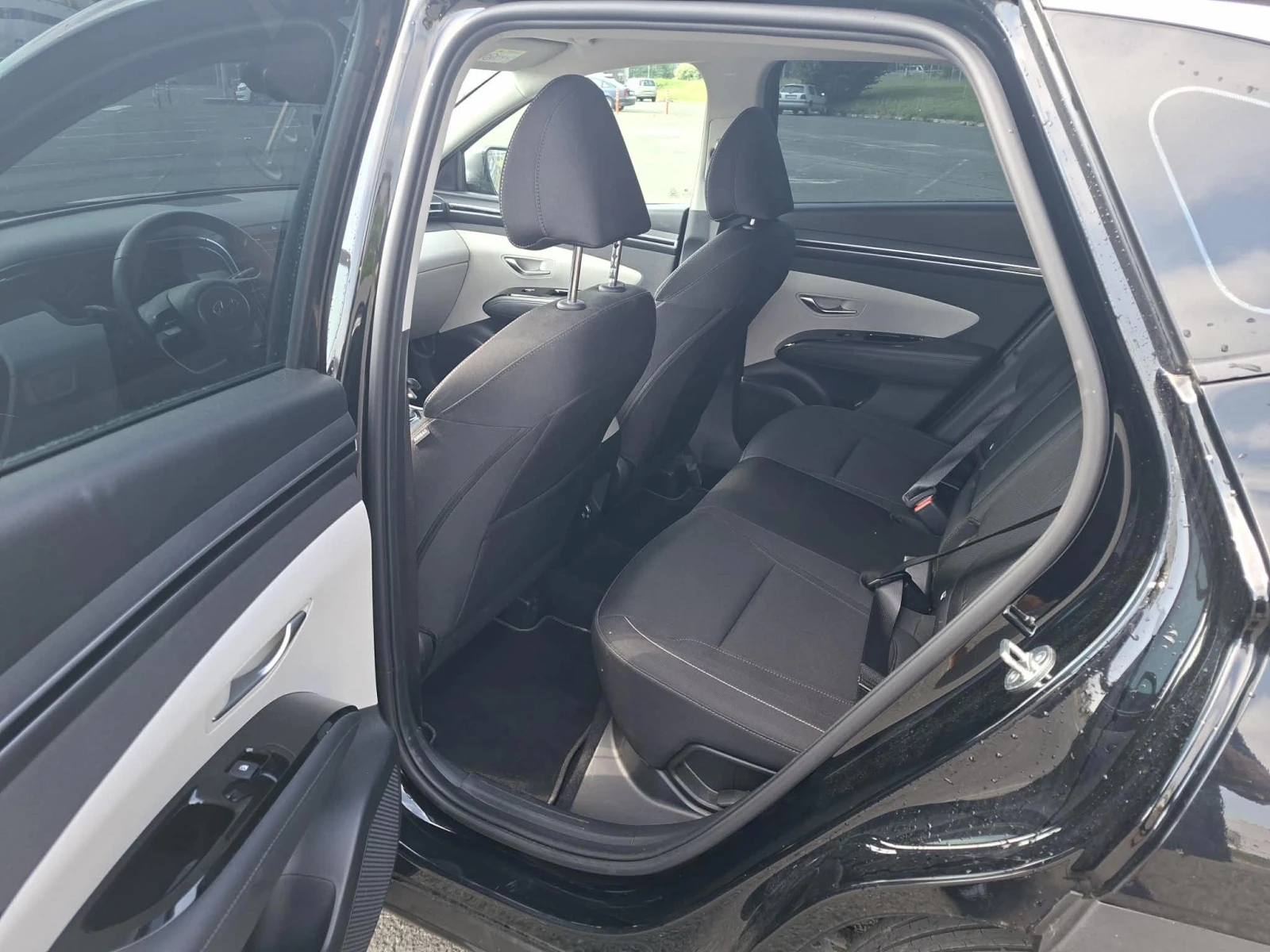 Hyundai Tucson, снимка 7 - Автомобили и джипове - 54794149