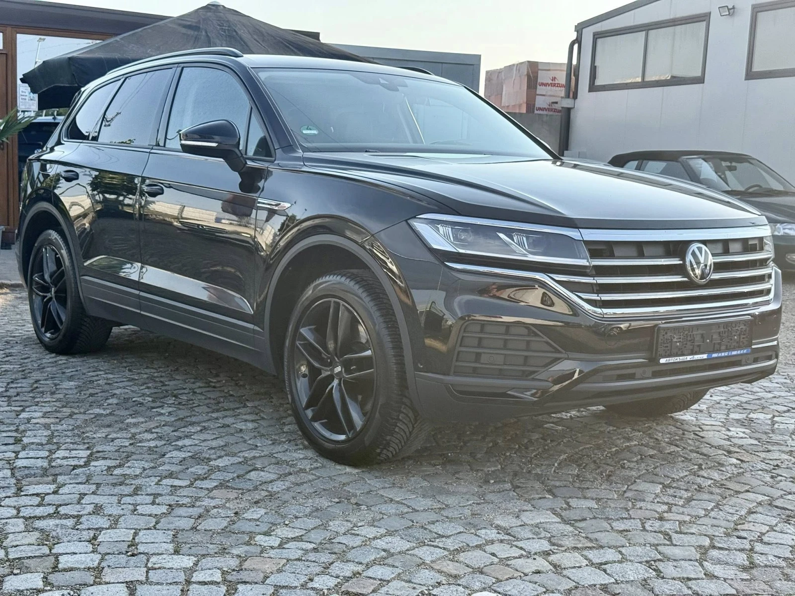 VW Touareg 3.0 АВТОМАТИК, снимка 7 - Автомобили и джипове - 54797987