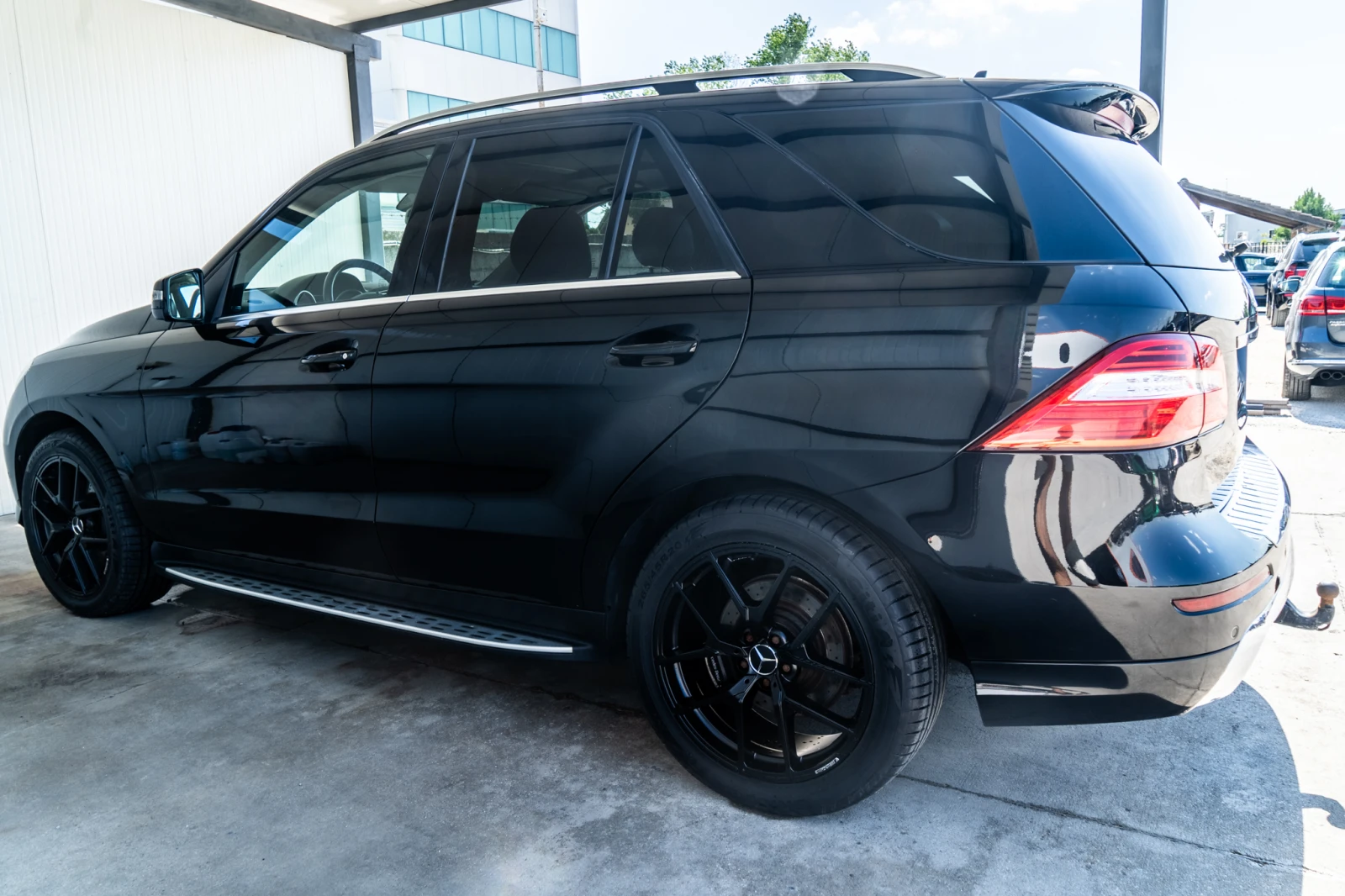 Mercedes-Benz ML 350 D = 4MATIC = FULL = AIRMATIC = ЛИЗИНГ = ГАРАНЦИЯ, снимка 6 - Автомобили и джипове - 55236382