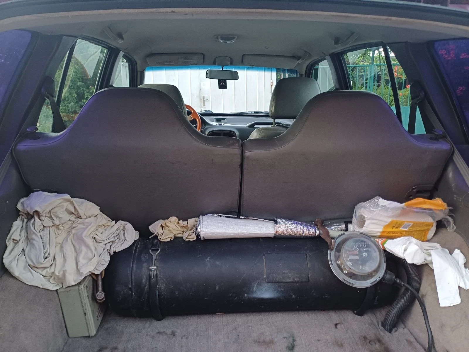 Kia Sportage 2.0i, снимка 10 - Автомобили и джипове - 55436510