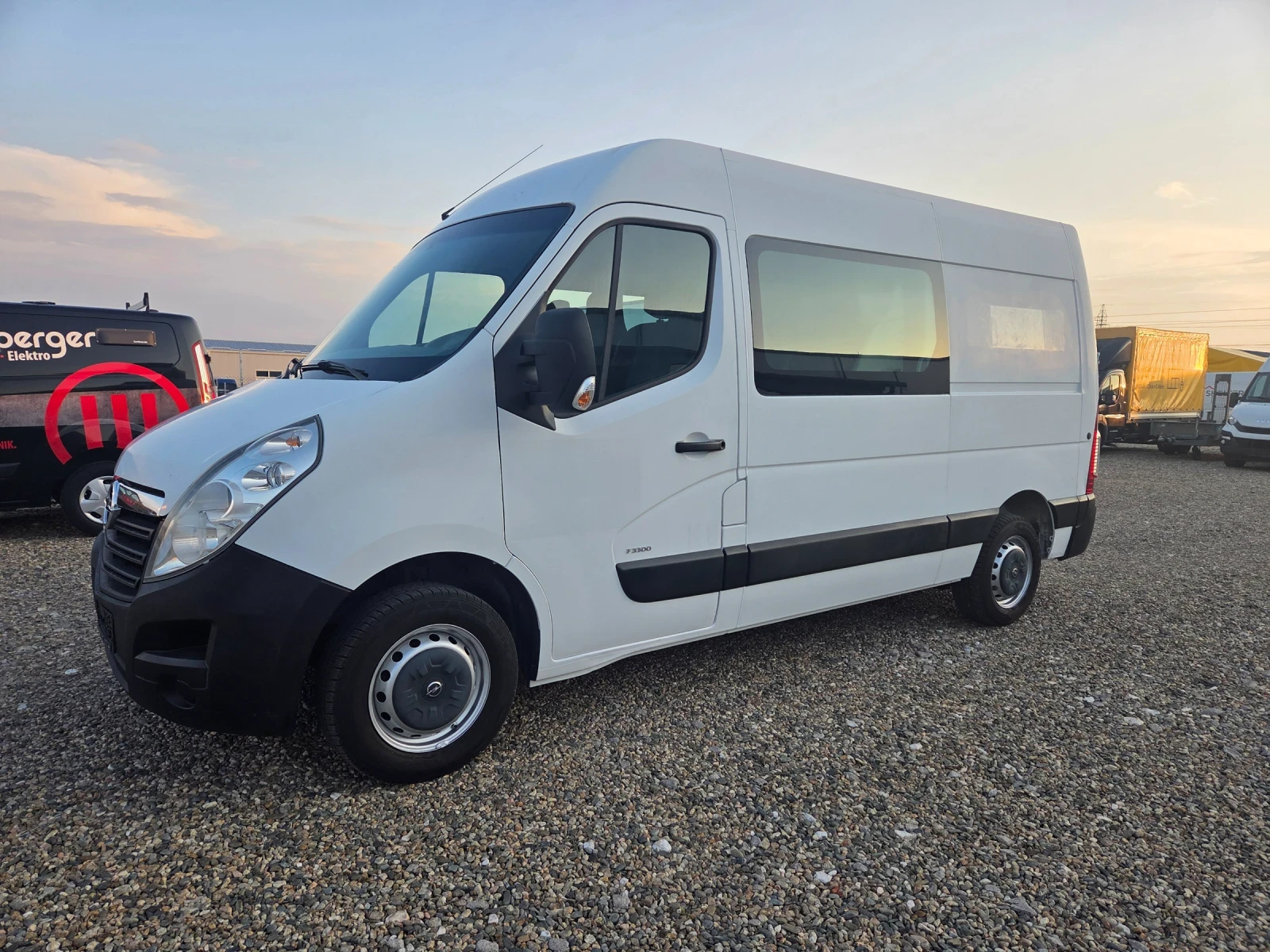 Opel Movano 2.3d 125k.c 7 места Климатик