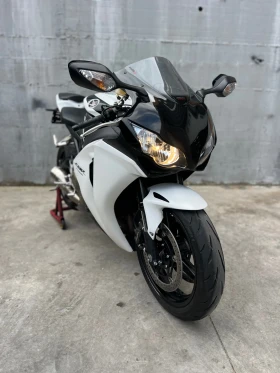 Honda Cbr 1000RR Leovince, снимка 9