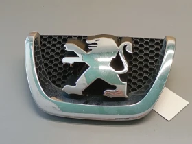 емблема Пежо 5008 1.6т