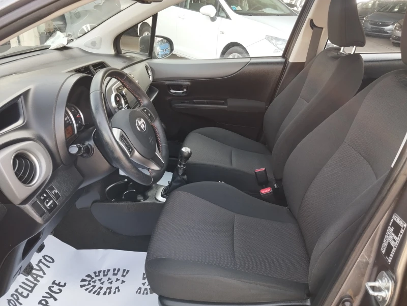 Toyota Yaris 1.4D4D Navi Камера, снимка 6 - Автомобили и джипове - 46982502