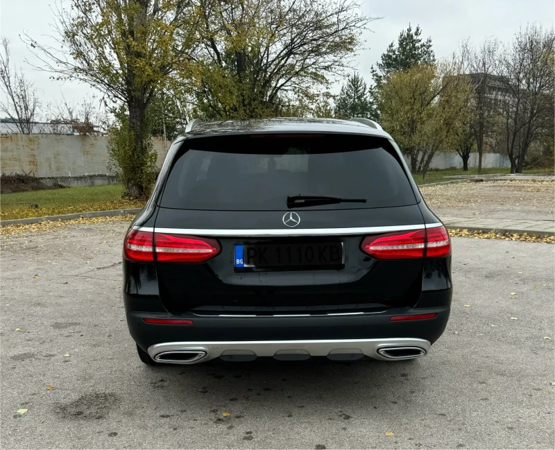 Mercedes-Benz E 220 All terrain 194 k.c., снимка 4 - Автомобили и джипове - 49002807