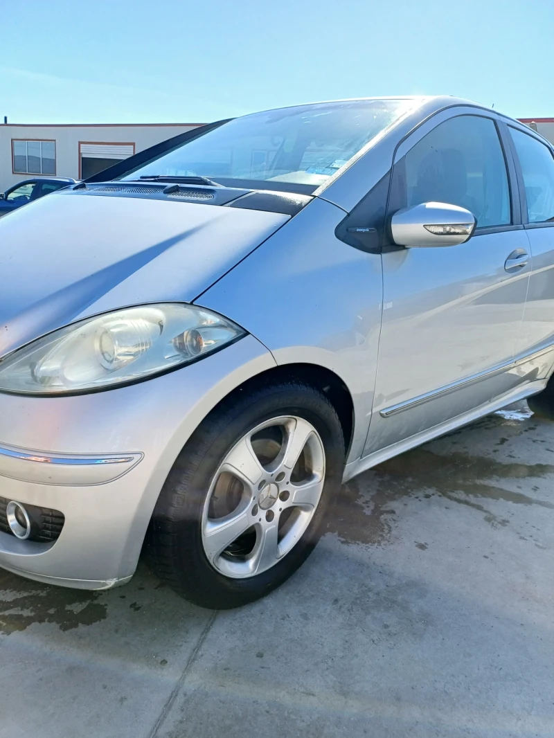 Mercedes-Benz A 180, снимка 2 - Автомобили и джипове - 48081365