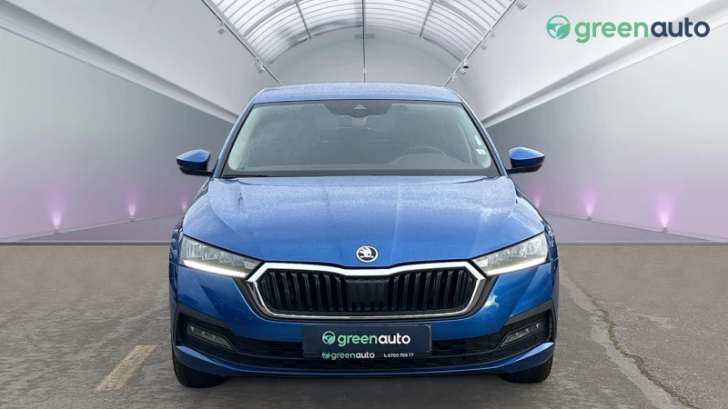 Skoda Octavia 1.5 TSi, снимка 3 - Автомобили и джипове - 48360001