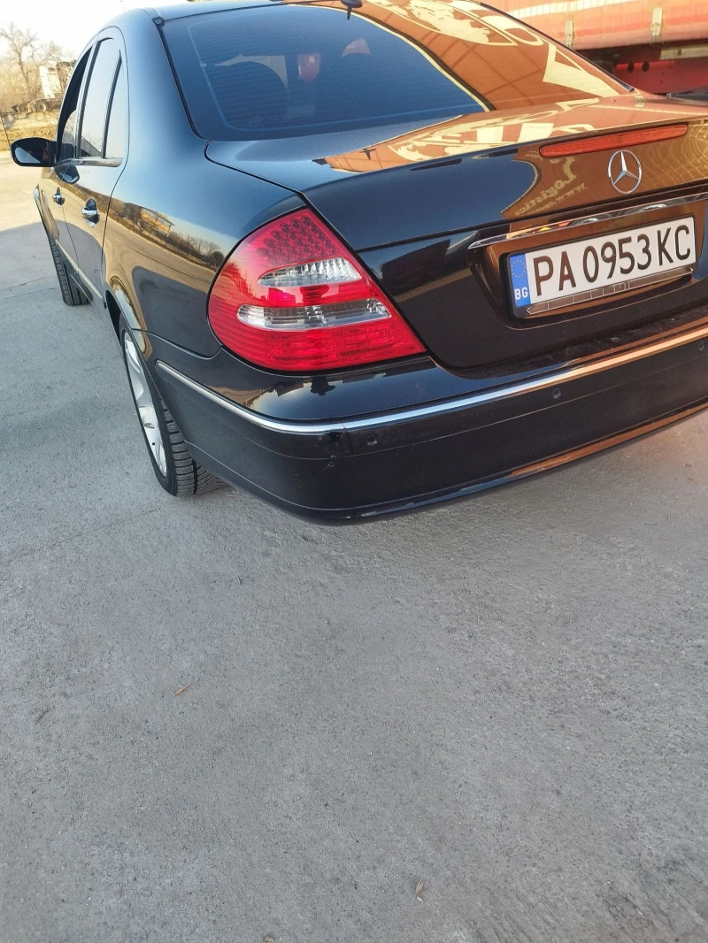 Mercedes-Benz E 320, снимка 6 - Автомобили и джипове - 48618099