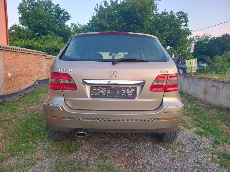 Mercedes-Benz B 200 CDI/6 скорости/Евро 4/Климатик , снимка 6 - Автомобили и джипове - 50762138