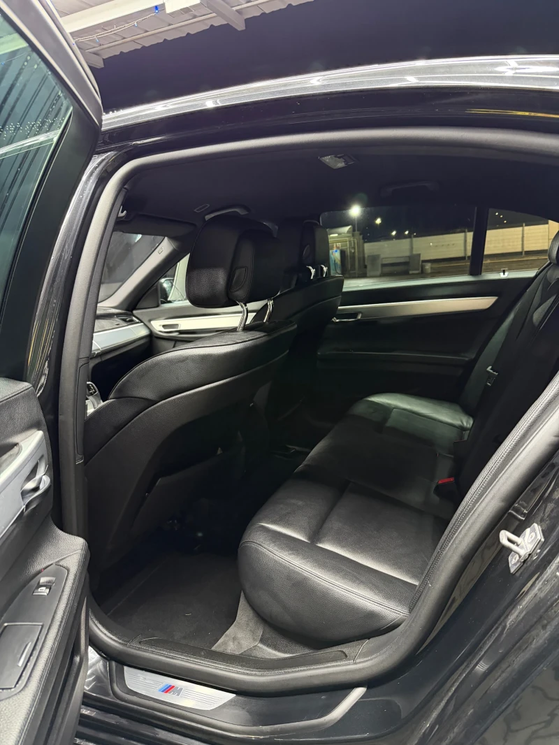 BMW 740, снимка 8 - Автомобили и джипове - 52614204