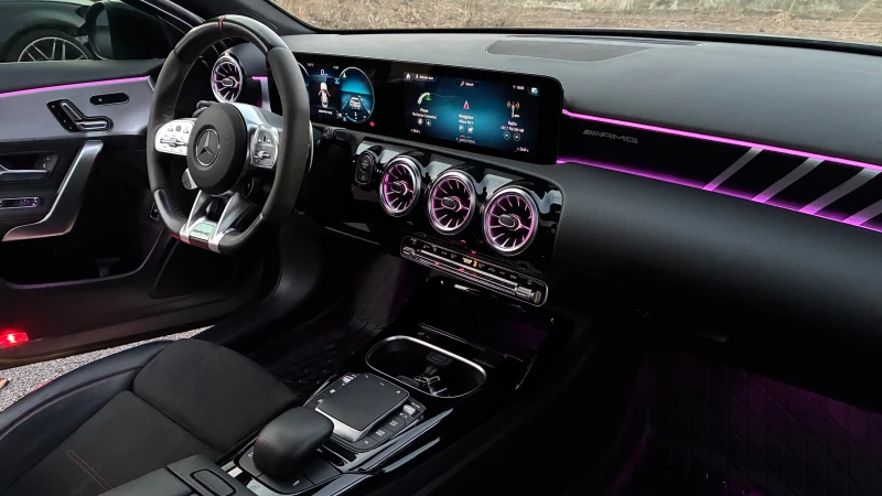 Mercedes-Benz A 35, снимка 6 - Автомобили и джипове - 52899779