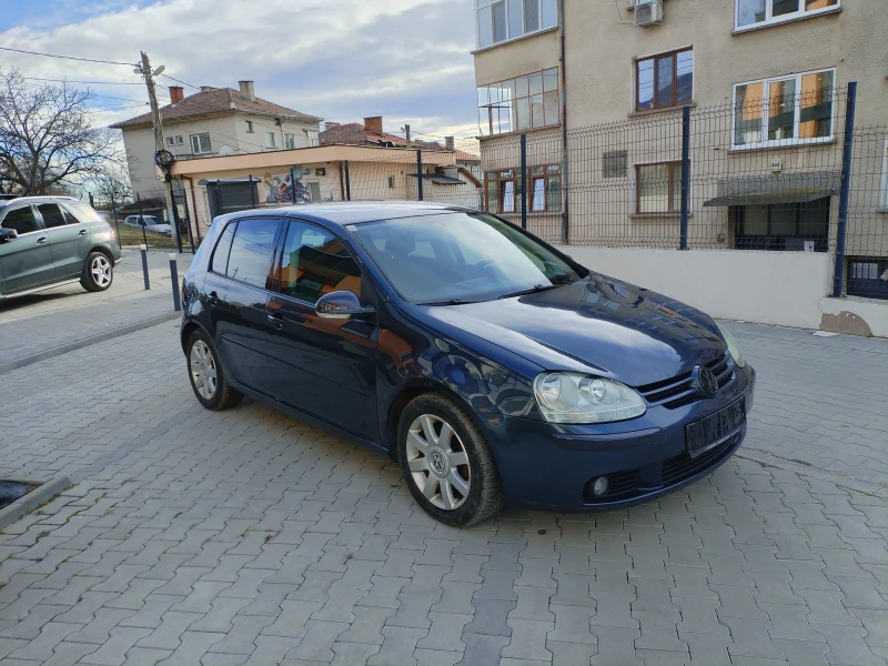 VW Golf 1.9 TDI 90hp Климатроник 4ел.стъкла Халогени , снимка 3 - Автомобили и джипове - 53045049
