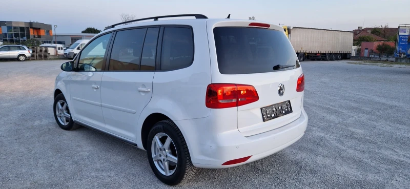 VW Touran 1.6 TDI 105 к.с. EU-5 Автоматик, снимка 5 - Автомобили и джипове - 53223987