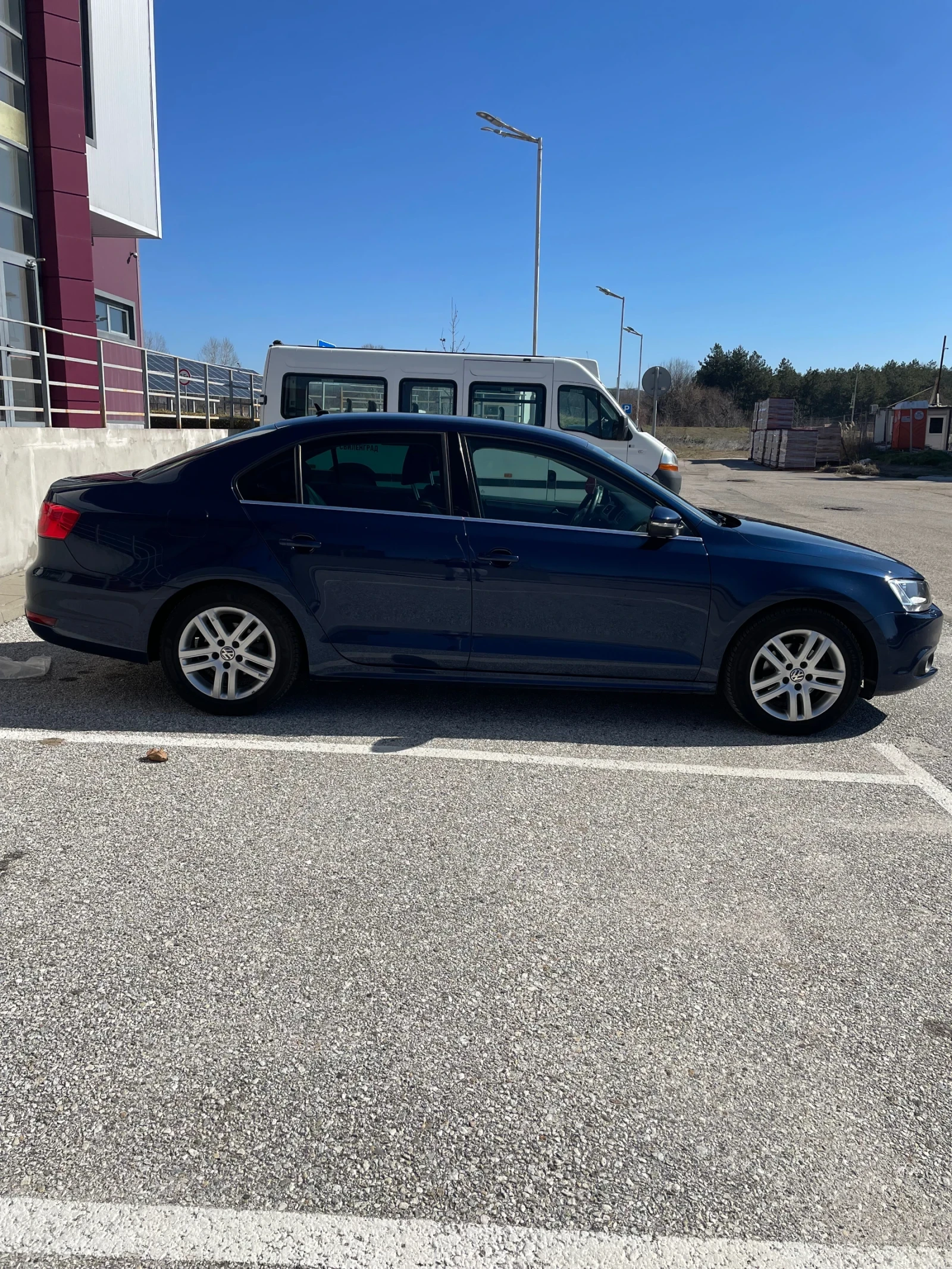 VW Jetta 1.6 DSG - изображение 5