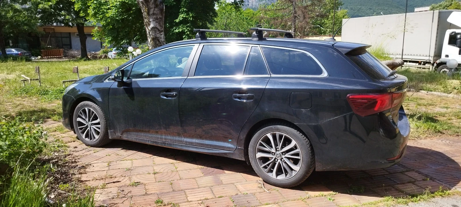 Toyota Avensis 2.0 D4D EXECUTIVE  - изображение 3