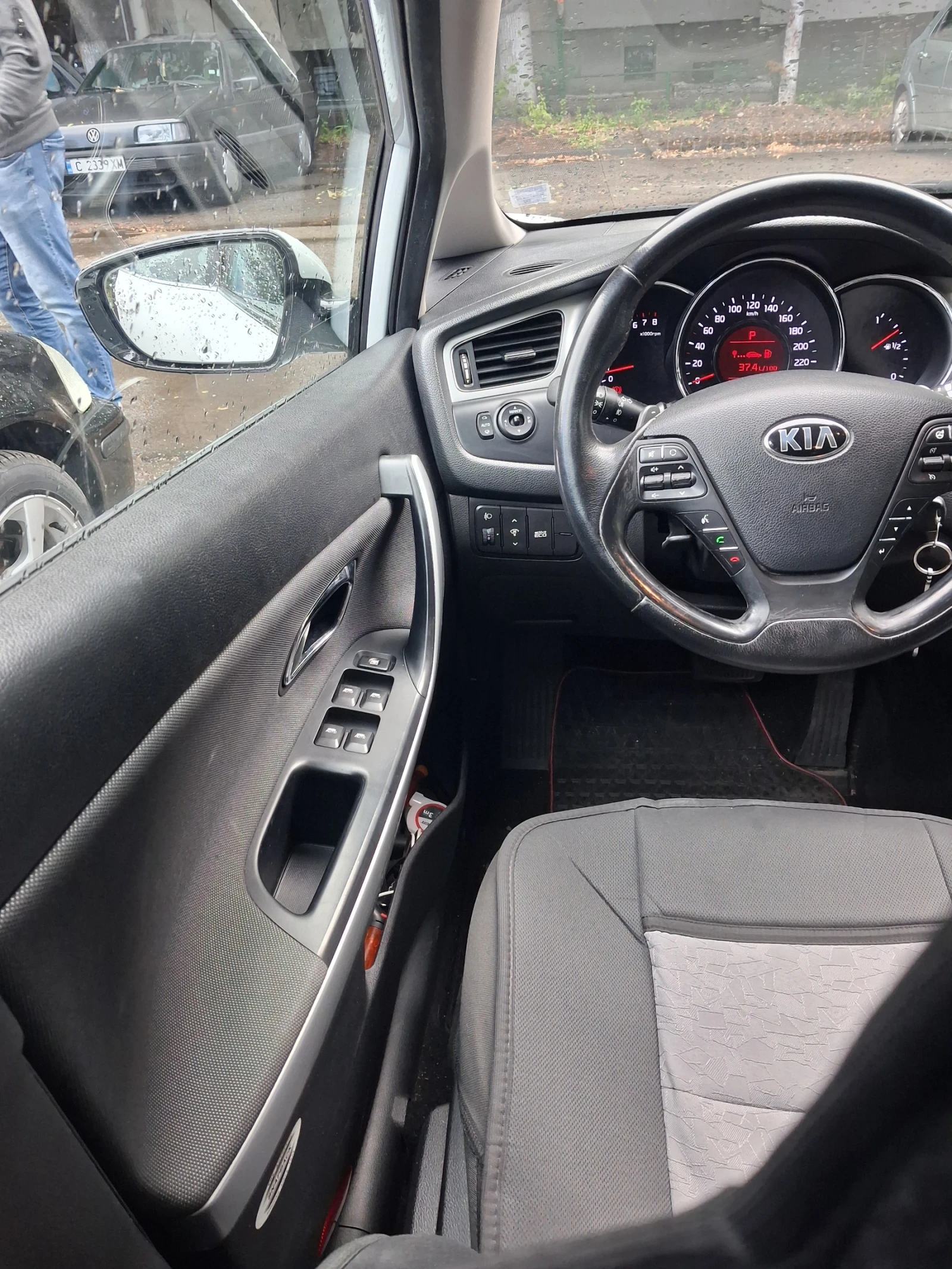 Kia Ceed Trend, 1.6- Верига 130кс. - изображение 5
