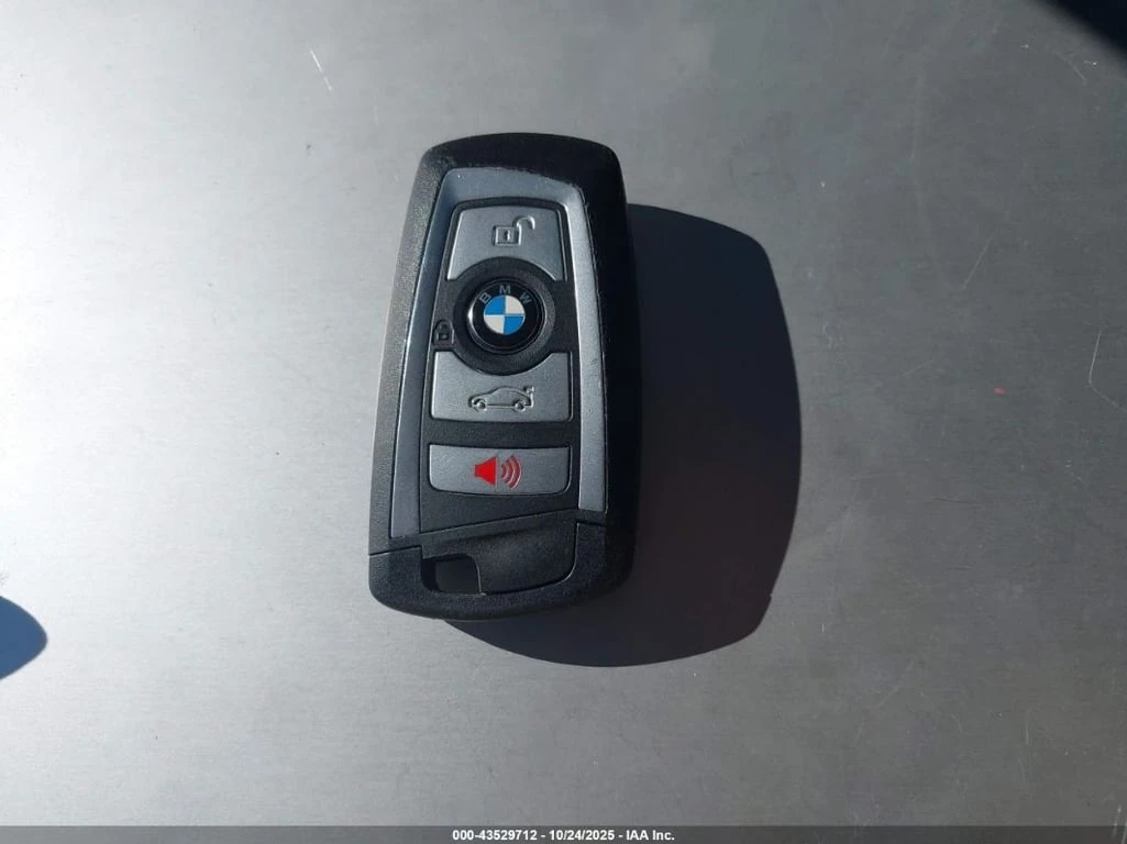 BMW M6 * CARFAX *    | Mobile.bg   11