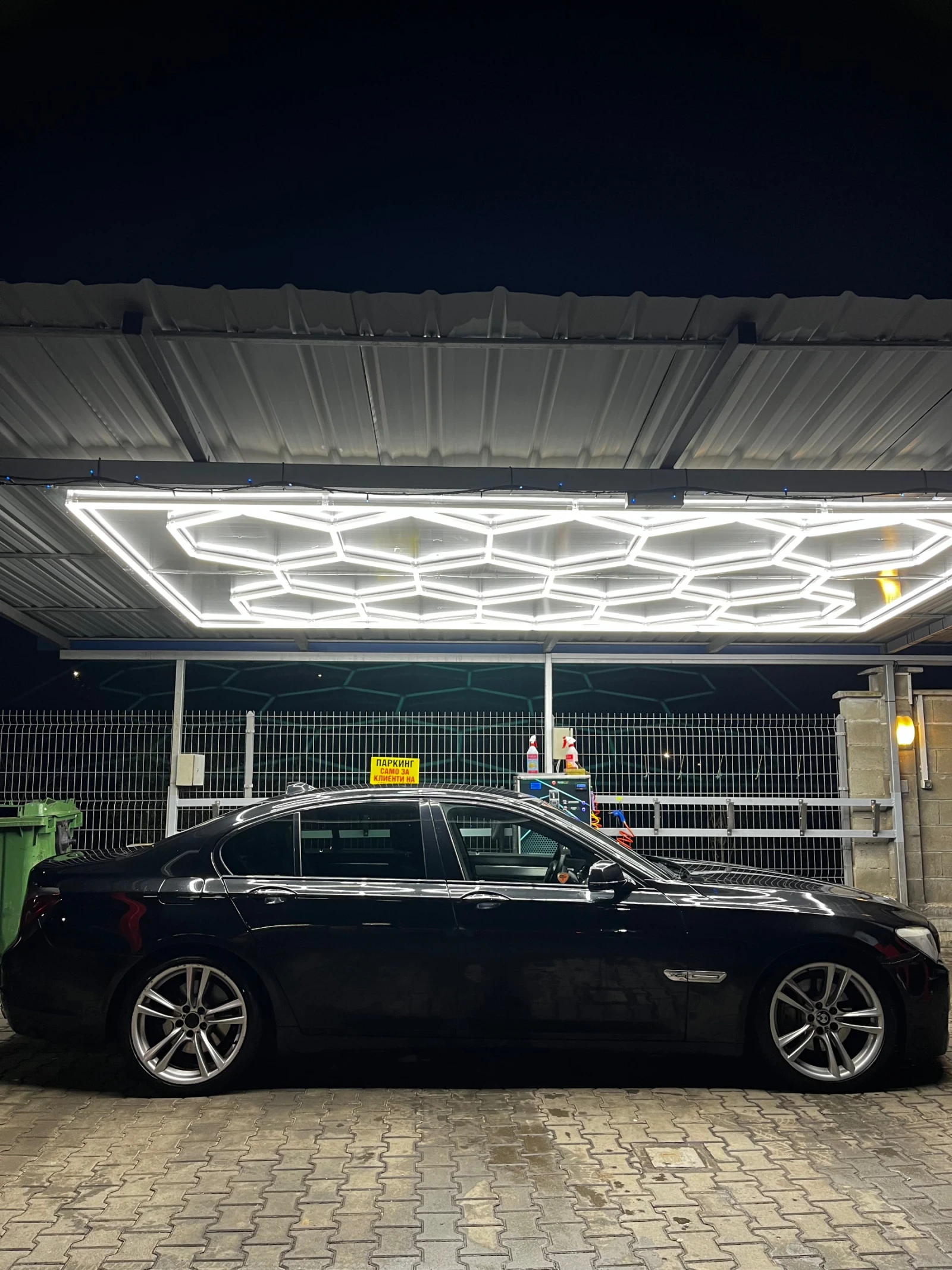 BMW 740  - изображение 4