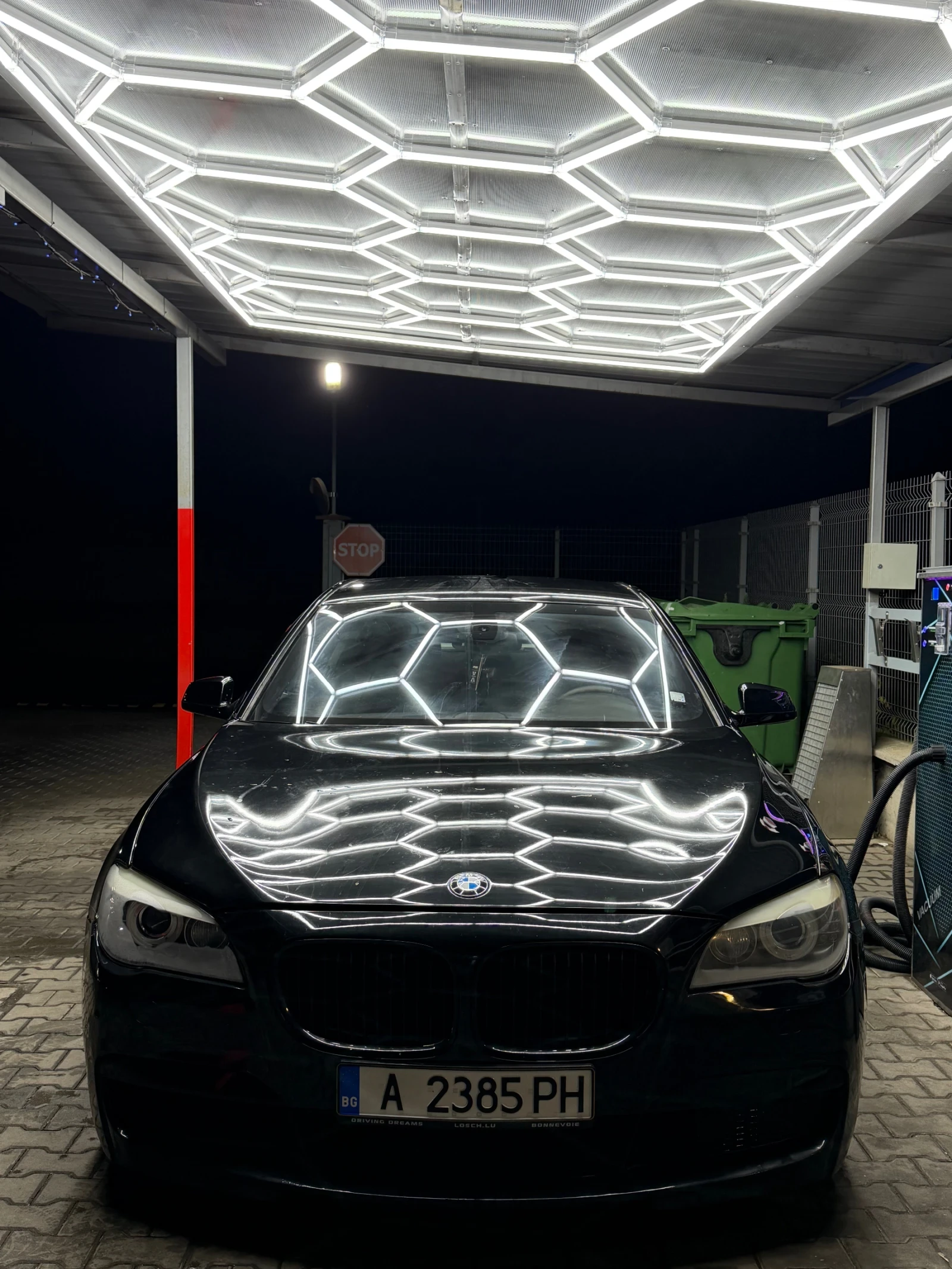 BMW 740  - изображение 5