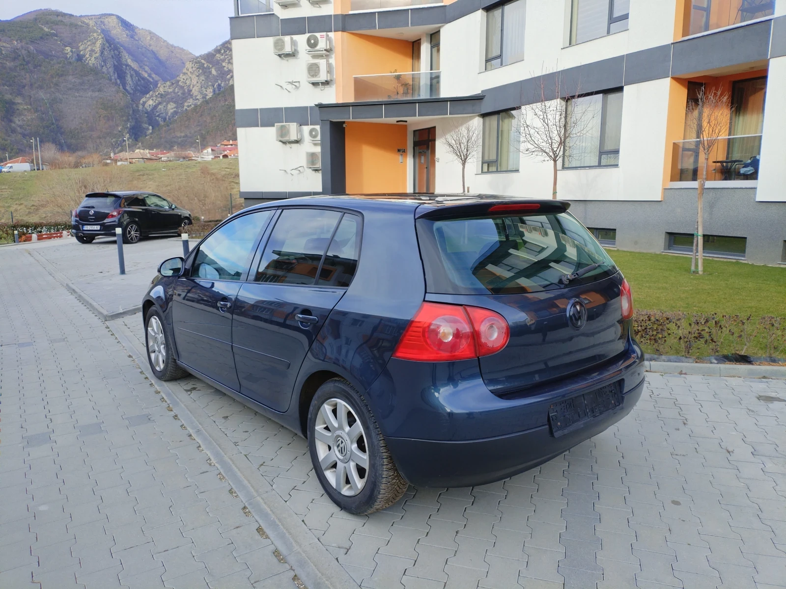 VW Golf 1.9 TDI 90hp Климатроник 4ел.стъкла Халогени  - изображение 9